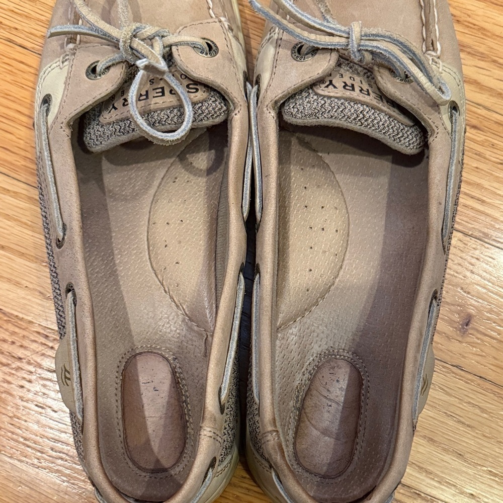 Sperry Women's Tan Moccasins - Picture 4 of 5